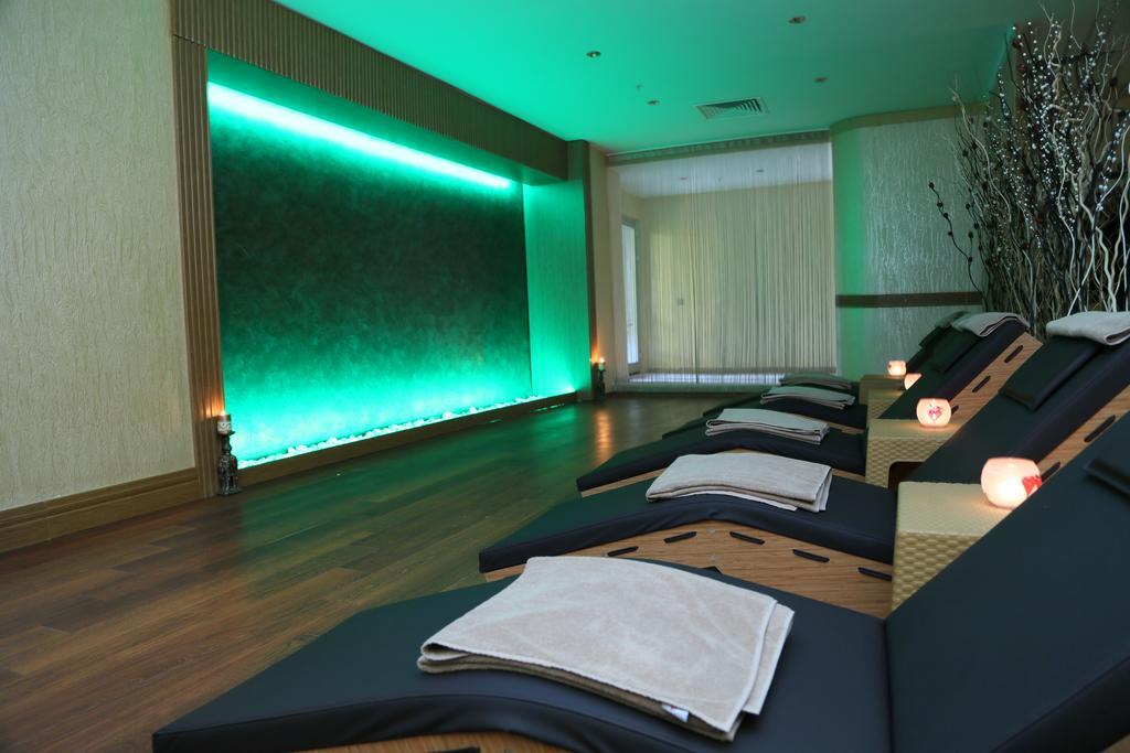 Ramada Hotel & Suites Sisli Istambul Extérieur photo